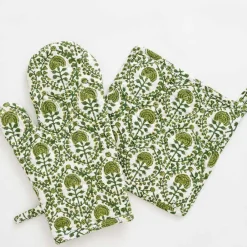 Pomegranate Inc Caroline Green Oven Mitt Set Clearance