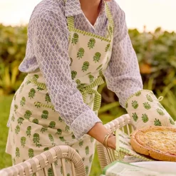 Pomegranate Inc Chardonnay Apron Hot