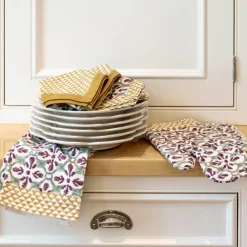 Pomegranate Inc Fleur de Lis Antique Jade Tea Towels Hot