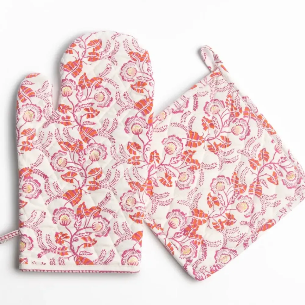 Pomegranate Inc Gardenia Vine Berry Oven Mitt Set Online