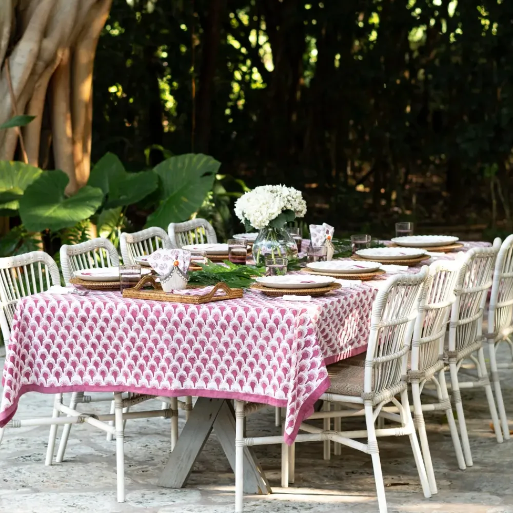 Pomegranate Inc Geo Feather Fuchsia Tablecloth Hot