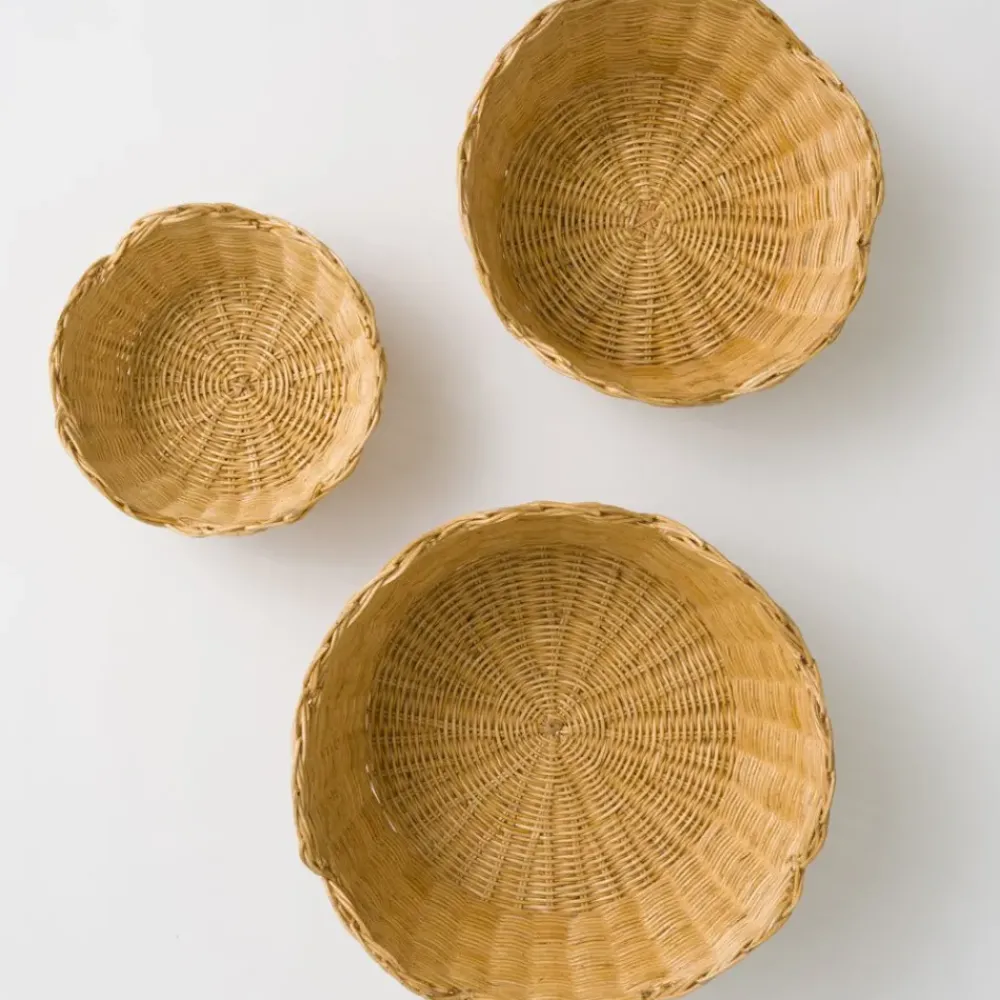 Pomegranate Inc Natural Wicker Scalloped Bowl Clearance