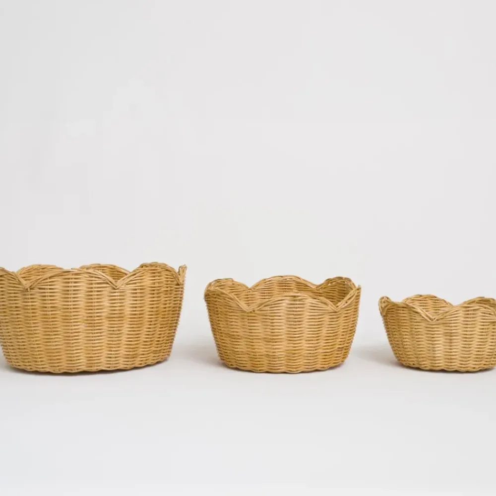 Pomegranate Inc Natural Wicker Scalloped Bowl Clearance