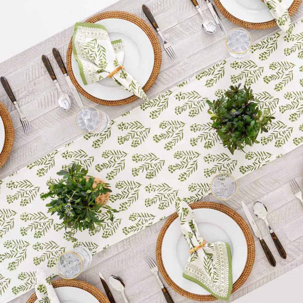 Pomegranate Inc Phlox Green Table Runner New