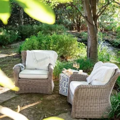 Pomegranate Inc Pom Bells Wedgewood Table Runner Hot