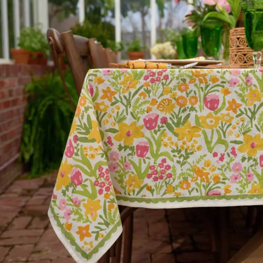 Pomegranate Inc 70s Flower Tablecloth New